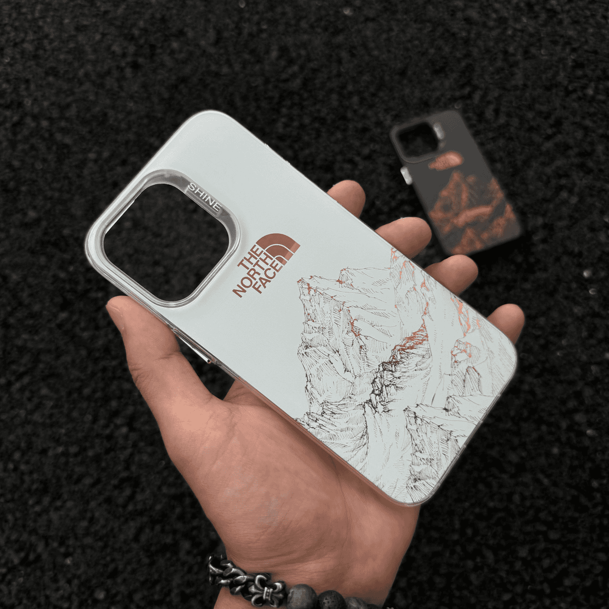 Custodia per iPhone alla moda all'aperto