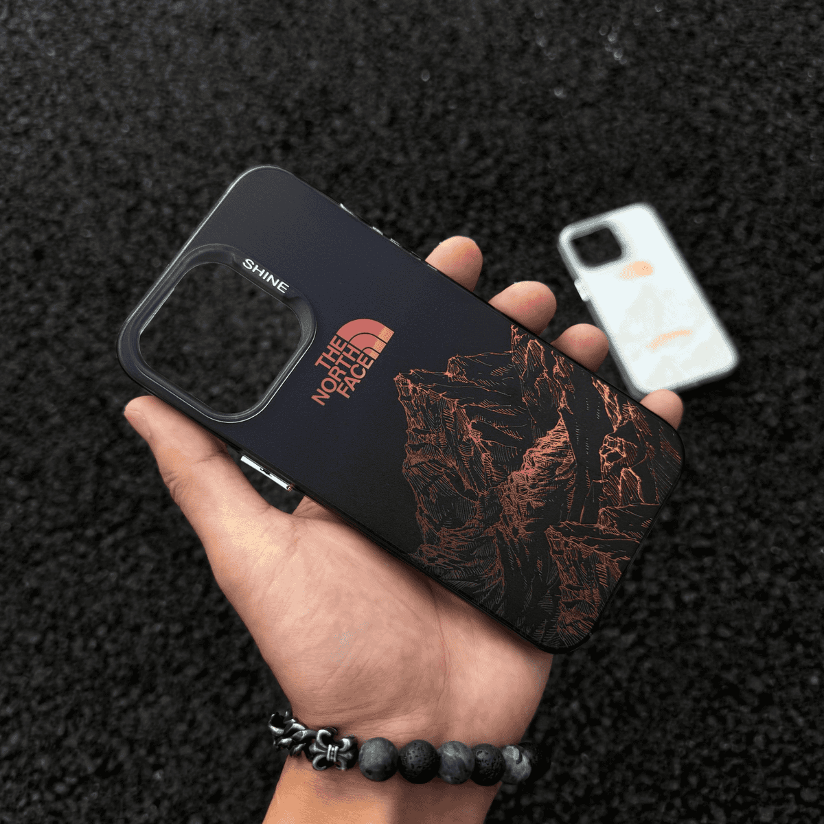 Custodia per iPhone alla moda all'aperto